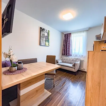 Apartment Appartements-dalila Sankt Michael im Lungau